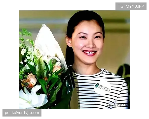 伏明霞那会儿咋就能做到退役后生活比当运动员还奢侈呢？